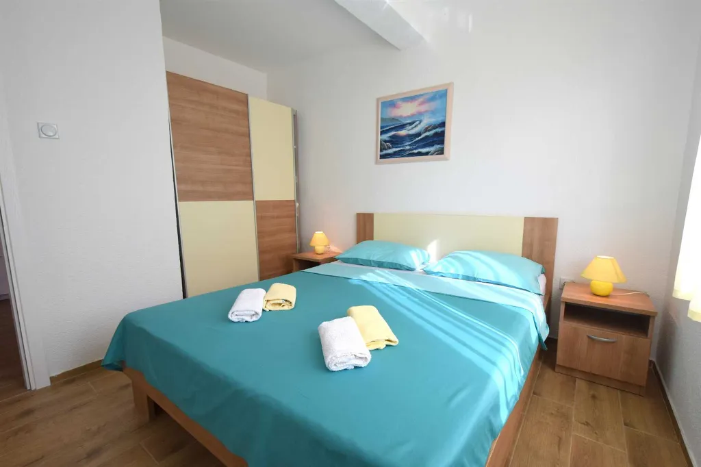 Apartment with Balcony in Čižići, Krk Island