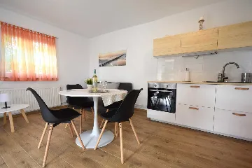 Apartment with Balcony in Čižići, Krk Island