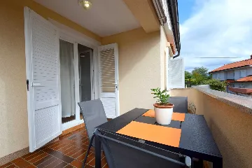 Apartment with Balcony in Čižići, Krk Island