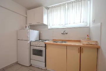1-Bedroom Apartment with Terrace in Čižići