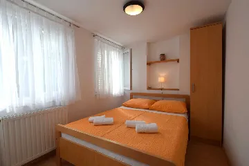 1-Bedroom Apartment with Terrace in Čižići