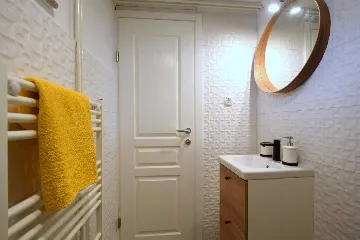 1-Bedroom Apartment with Terrace in Čižići