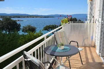 Studio Apartment in Malinska with Sea View