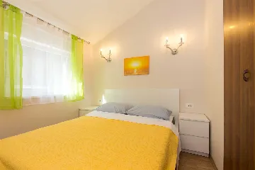 One-Bedroom Apartment with Sea View in Čižići