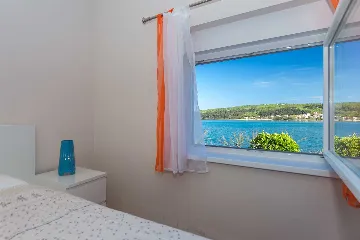 Two-Bedroom Apartment with Sea View in Čižići