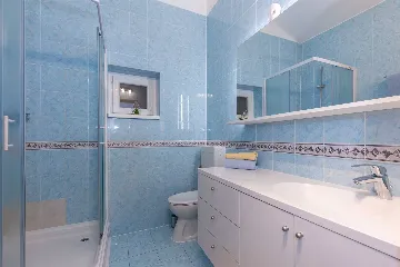 Two-Bedroom Apartment with Sea View in Čižići