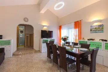 Two-Bedroom Apartment with Sea View in Čižići