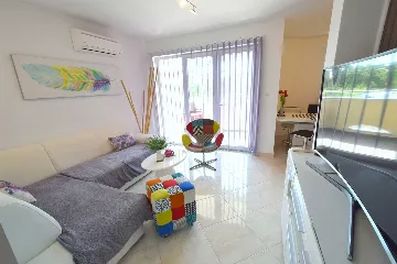 Malinska 2-Bedroom Apartment for 4 Guests