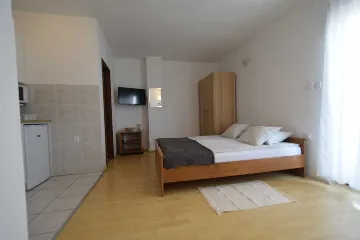 Studio Apartment in Malinska with Balcony