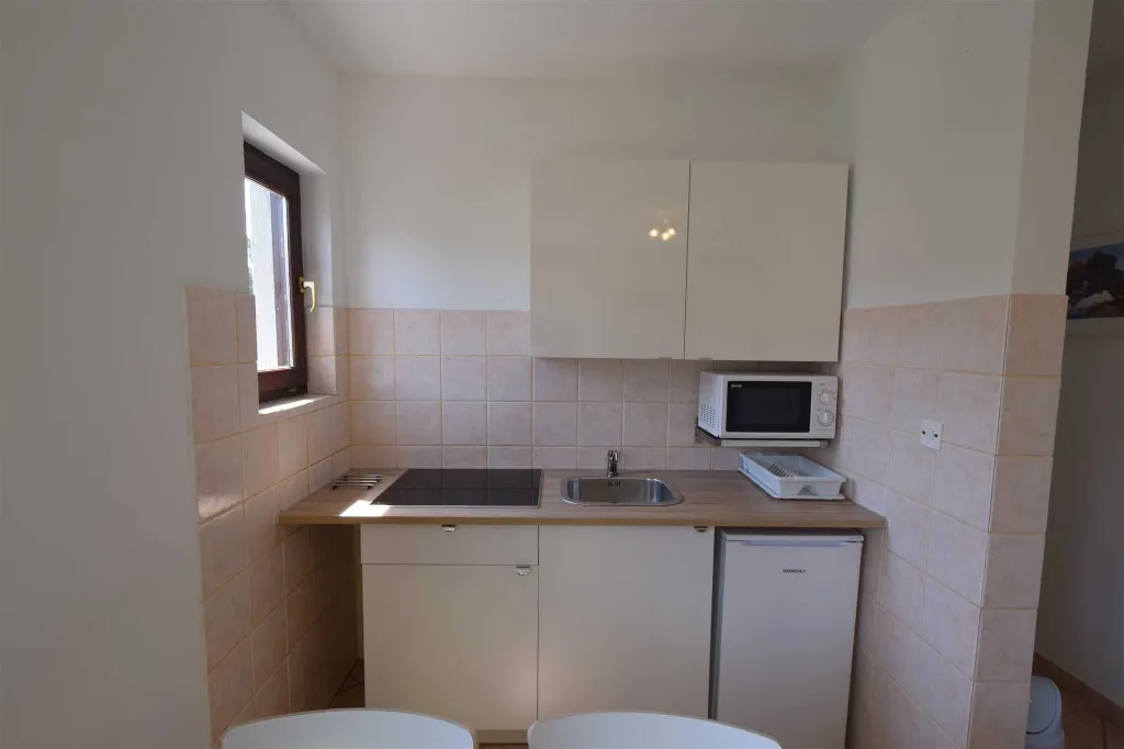 Apartment with Balcony in Malinska for 4-5