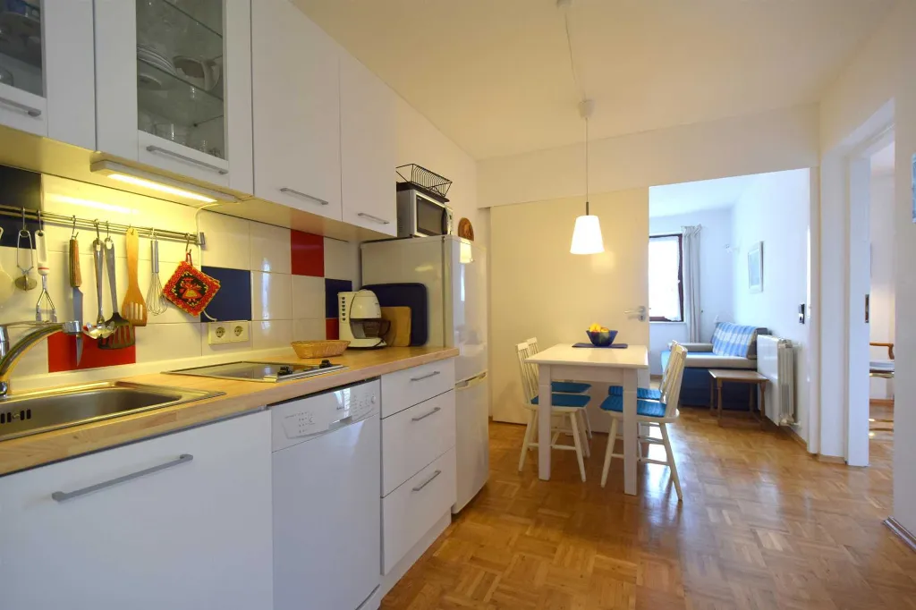 Vantačići 1-Bedroom Apartment with Balcony