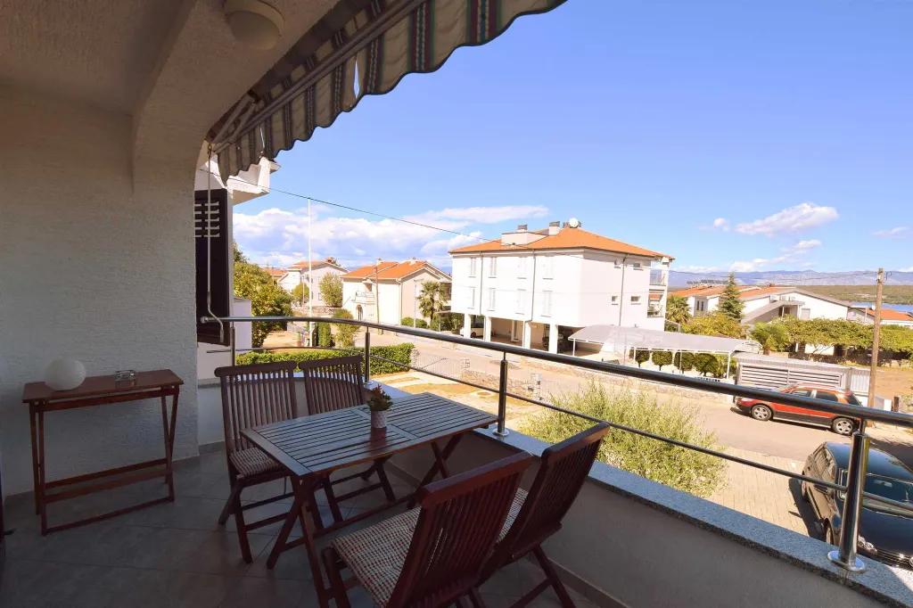 Vantačići 1-Bedroom Apartment with Balcony