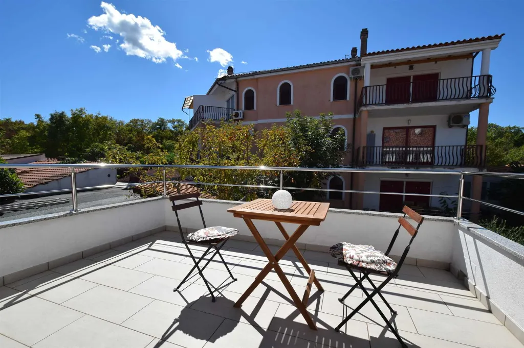 Studio Apartment for 2 in Vantačići, Croatia