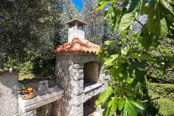 Garden Terrace 2-Bedroom Apartment in Malinska