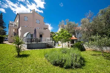 Garden Terrace 2-Bedroom Apartment in Malinska