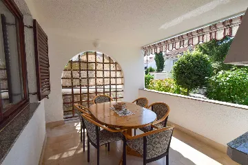 Two-Bedroom Apartment in Malinska for 4 Guests