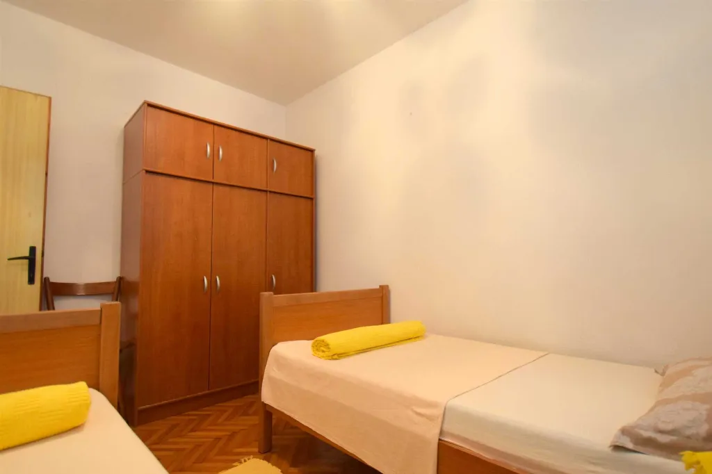 Apartment in Malinska near Beach for 4