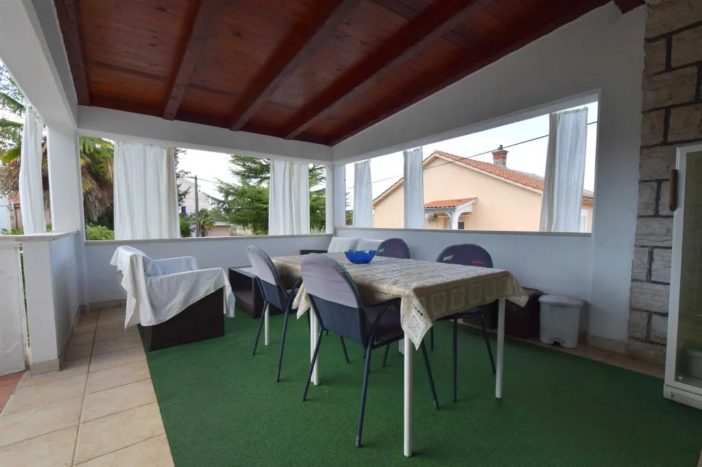 Apartment in Malinska near Beach for 4