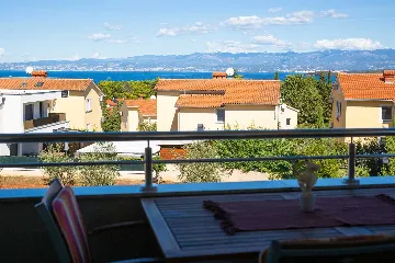 2-Bedroom Apartment with Sea View in Malinska