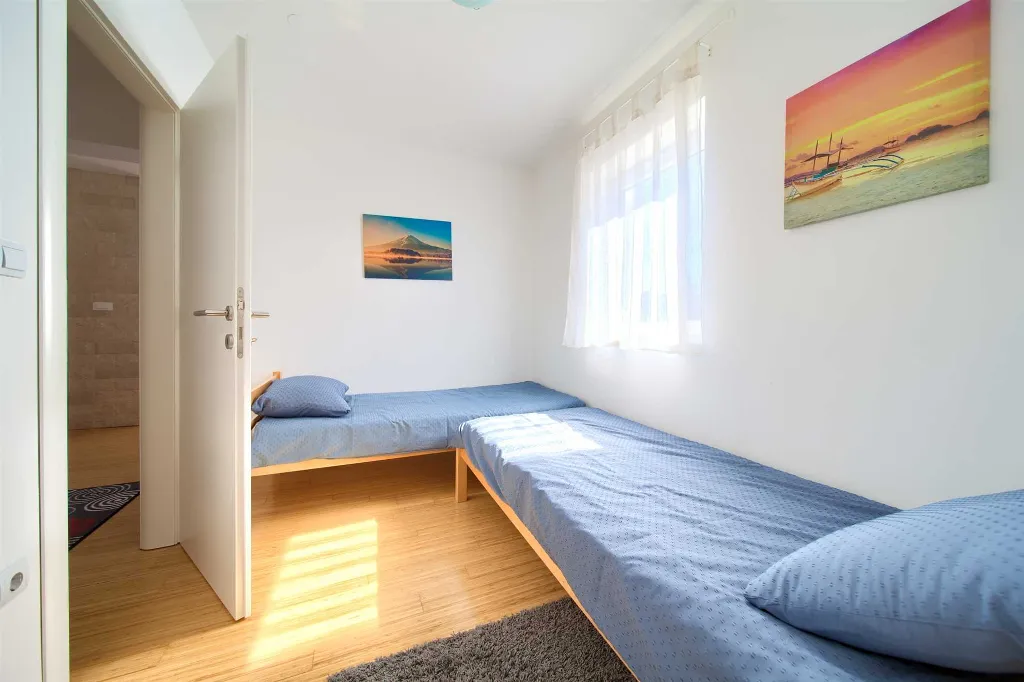 2-Bedroom Apartment with Sea View in Malinska