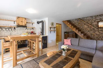 Dobrinj Villa for 14 with Private Pool and Barbecue