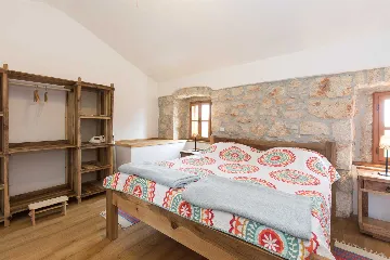 Dobrinj Villa for 14 with Private Pool and Barbecue