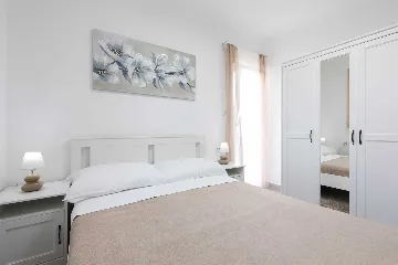 Villa in Malinska–Vantačići with Heated Pool