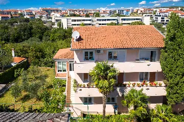 Krk 2-Bedroom Apartment with 10 m² Terrace