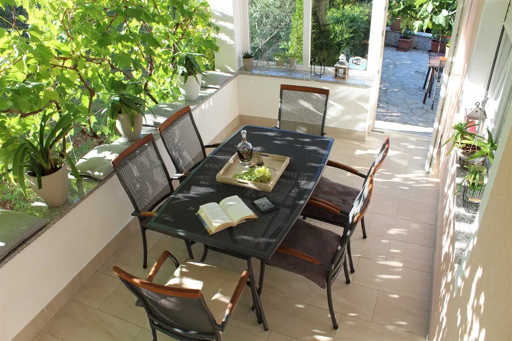 Krk 2-Bedroom Apartment with 10 m² Terrace