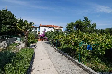 Three-Bedroom Apartment with Balcony in Krk