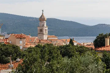 Three-Bedroom Apartment with Balcony in Krk