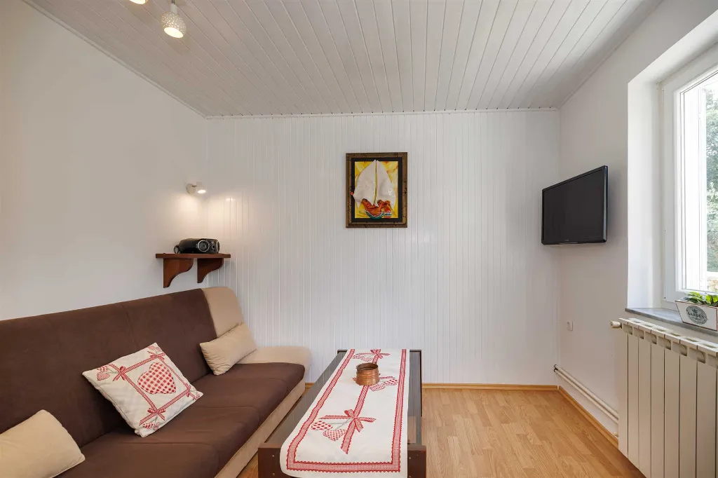 2-Bedroom Apartment in Krk with Terrace
