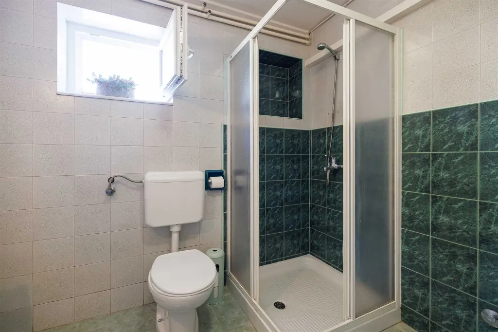 2-Bedroom Apartment in Krk with Terrace