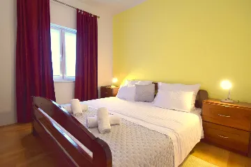 Gabonjin Apartment for 4 Guests with Balcony