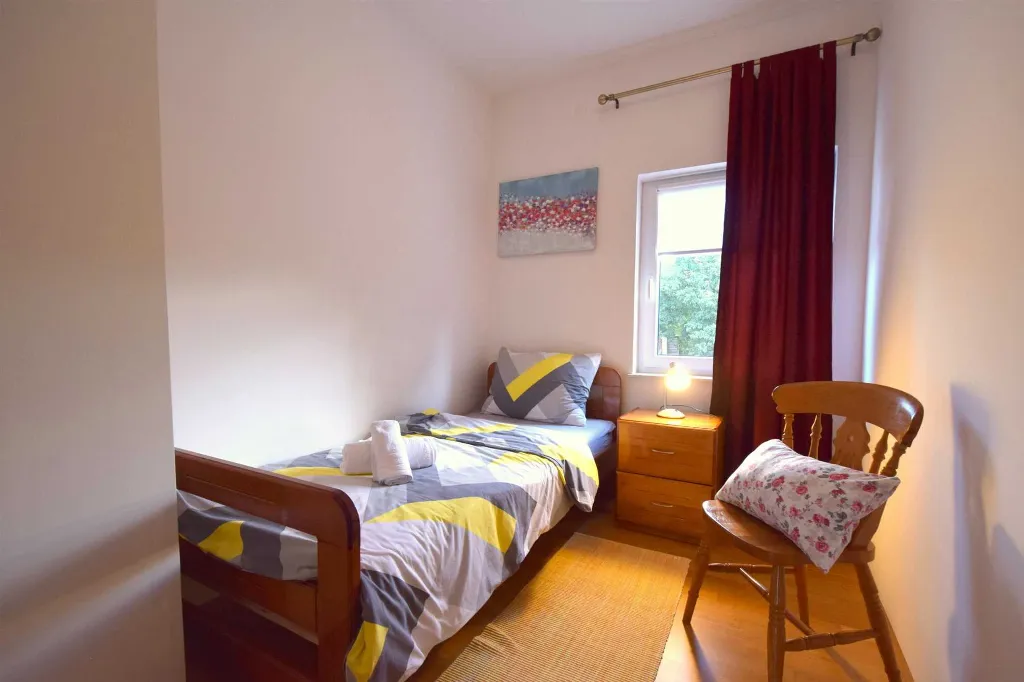 Gabonjin Apartment for 4 Guests with Balcony