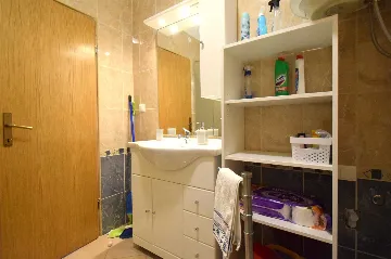 Gabonjin Apartment for 4 Guests with Balcony