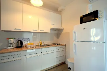 Apartment with Balcony in Gabonjin for 4 Guests
