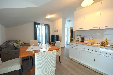 Apartment with Balcony in Gabonjin for 4 Guests