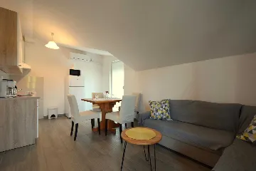 Apartment with Balcony in Gabonjin for 4 Guests