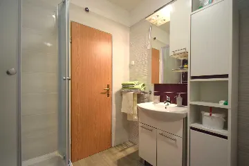 Apartment with Balcony in Gabonjin for 4 Guests