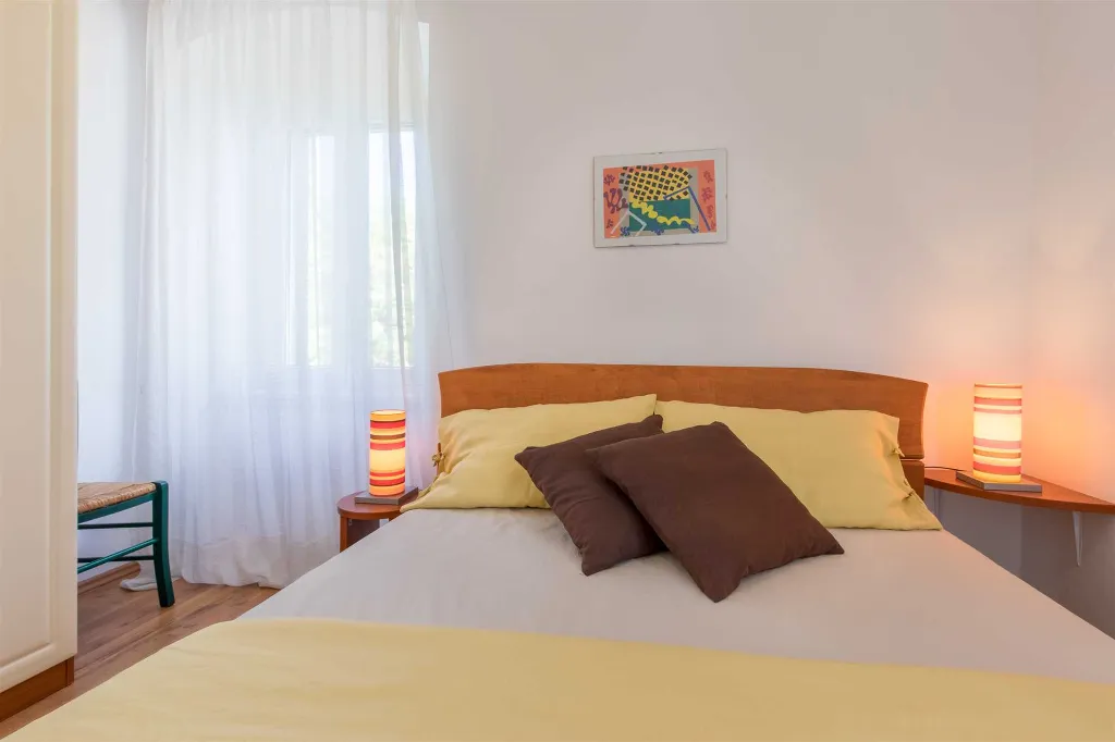 Malinska 2-Bedroom Apartment with Seaview