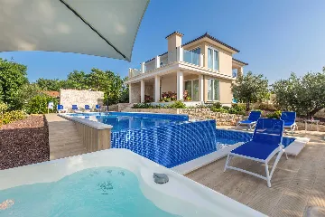 Pool & Jacuzzi Villa for 10 Guests in Malinska - Ljutići