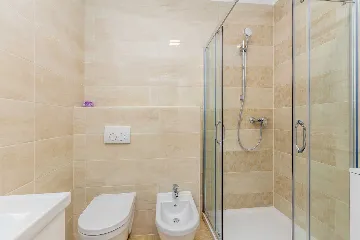 Pool & Jacuzzi Villa for 10 Guests in Malinska - Ljutići