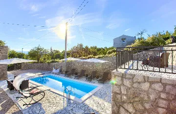 4-Bedroom Villa with Private Pool in Krk - Vrh
