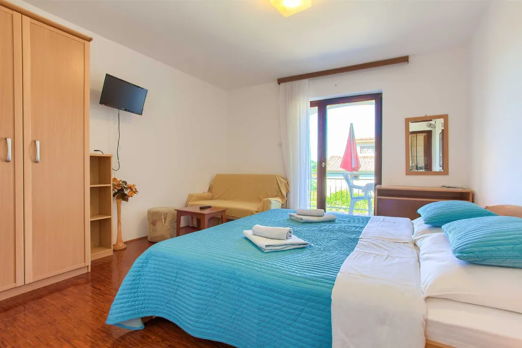 Studio Apartment with Balcony in Krk
