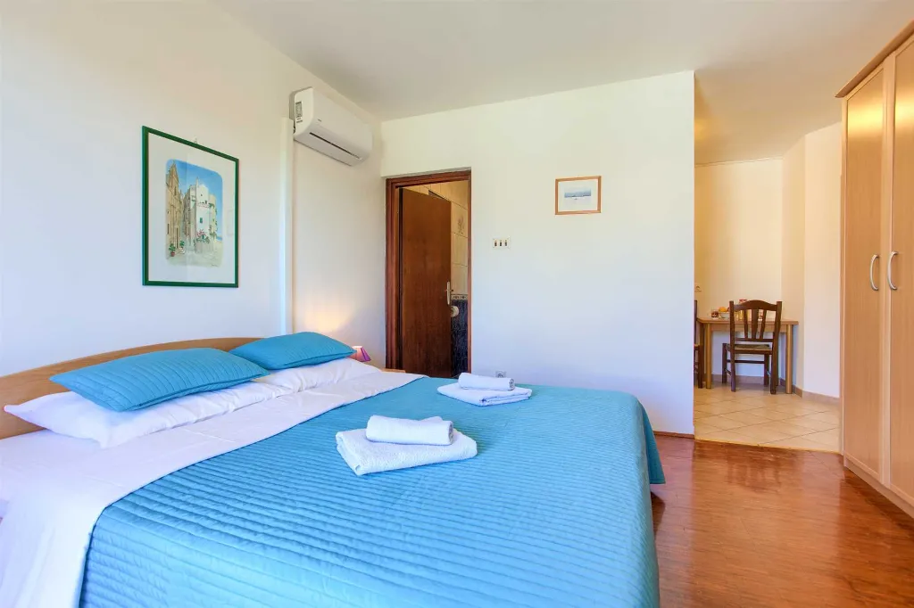 Studio Apartment with Balcony in Krk