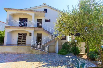 Studio Apartment for 2 Guests with Balcony in Krk