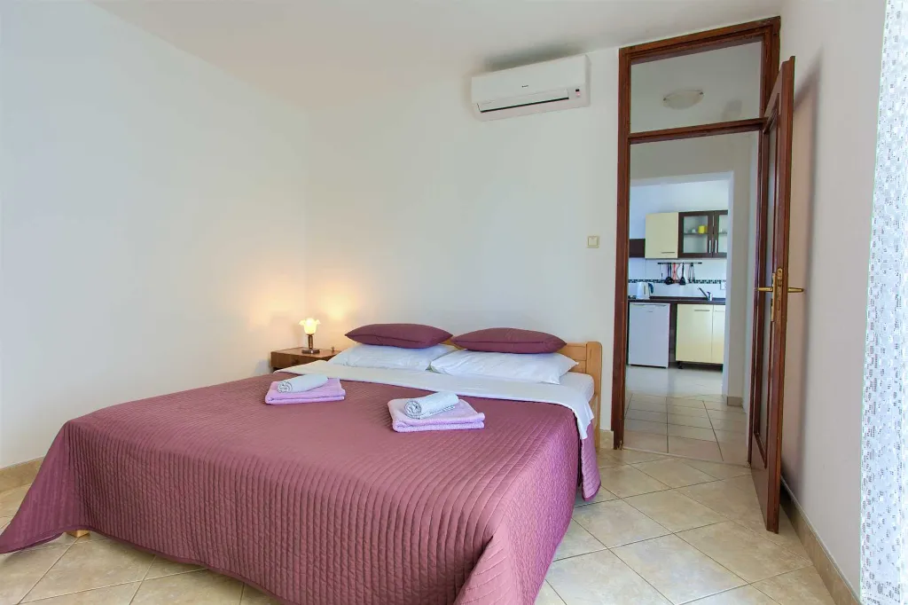 1-Bedroom Apartment in Krk with Terrace