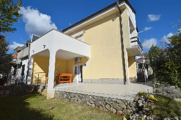 Ground-Floor Apartment for 4 in Krk, Croatia