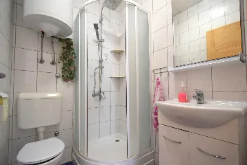 Ground-Floor Apartment for 4 in Krk, Croatia